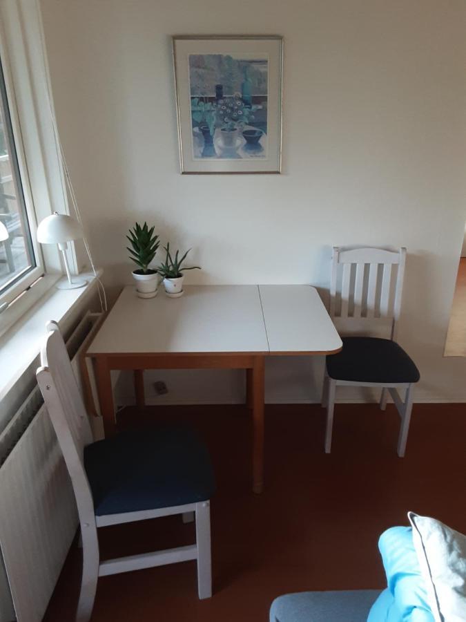 OstervraTjornely住宿加早餐旅馆 外观 照片